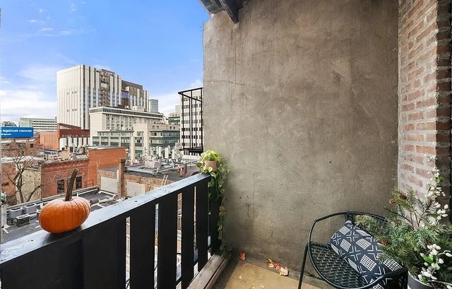 9 Hancock Street 5R, Boston, MA 02114