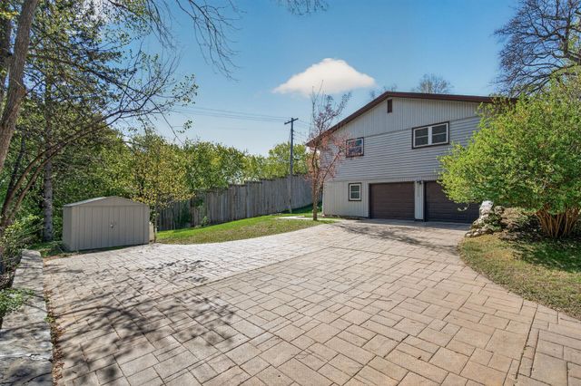2580 Winfield Avenue, Golden Valley, MN 55422