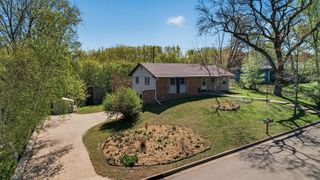 2580 Winfield Avenue, Golden Valley, MN 55422