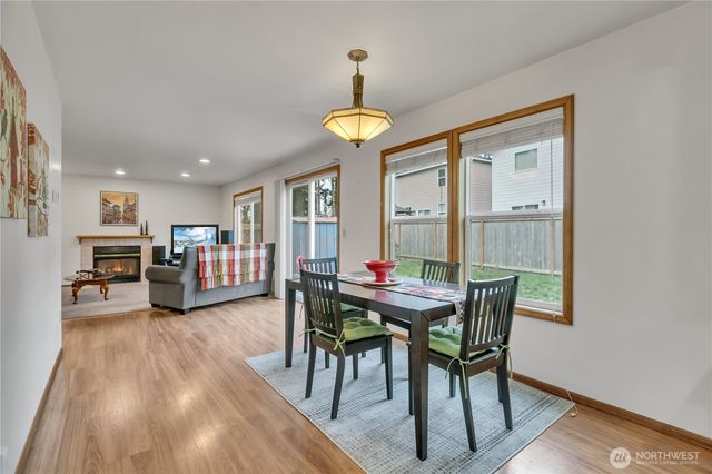 26424 107th Avenue SE, Kent, WA 98030