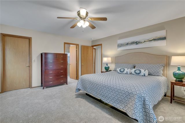 26424 107th Avenue SE, Kent, WA 98030