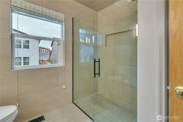 26424 107th Avenue SE, Kent, WA 98030