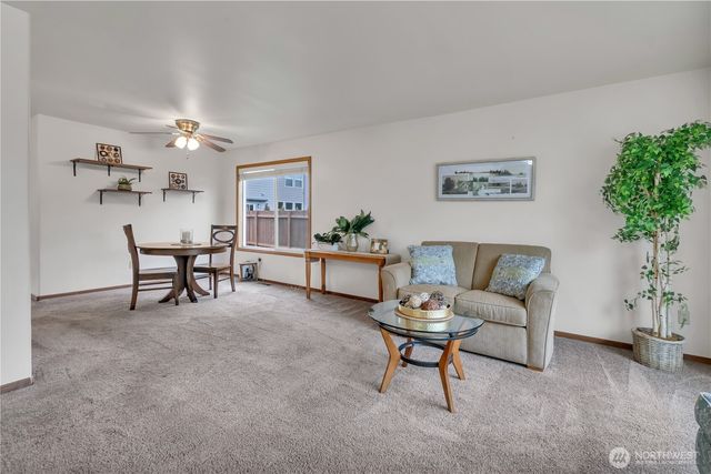 26424 107th Avenue SE, Kent, WA 98030