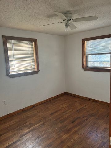 115 Sandy Top Road, Scroggins, TX 75480