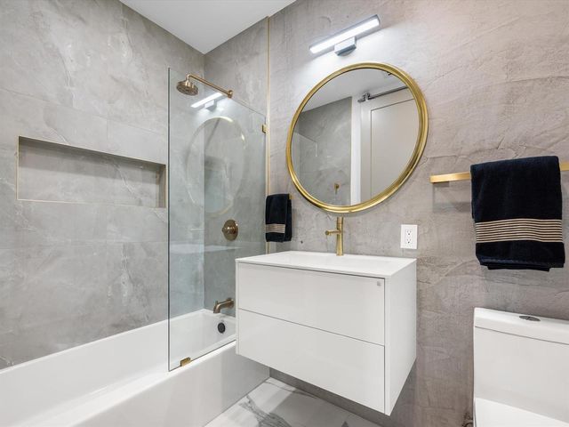 2711 NE 19th Street, Fort Lauderdale, FL 33305