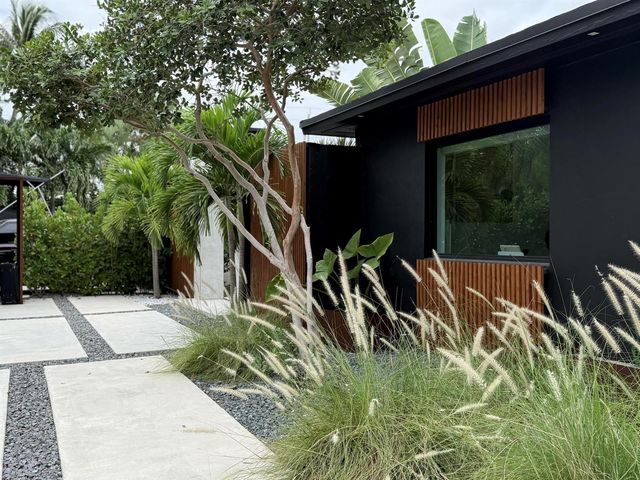 2711 NE 19th Street, Fort Lauderdale, FL 33305