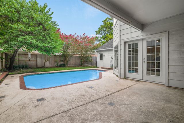 14402 Sandalfoot Street, Houston, TX 77095