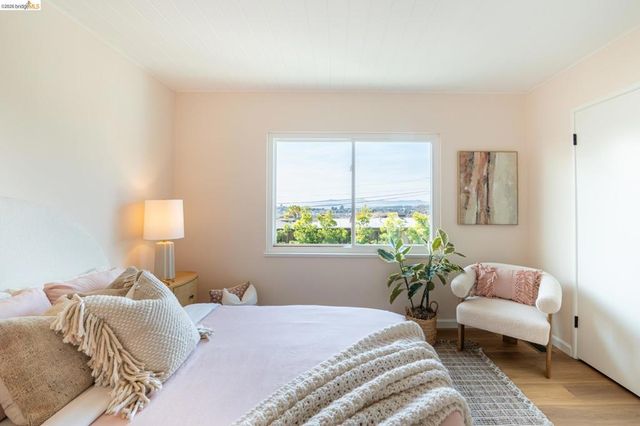 1343 1343 Navellier St, El Cerrito, CA 94530