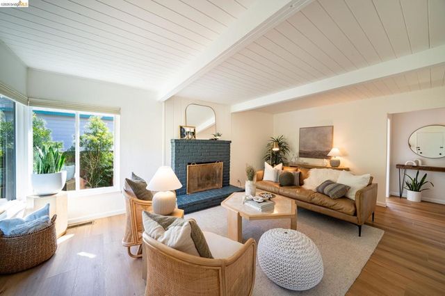 1343 1343 Navellier St, El Cerrito, CA 94530