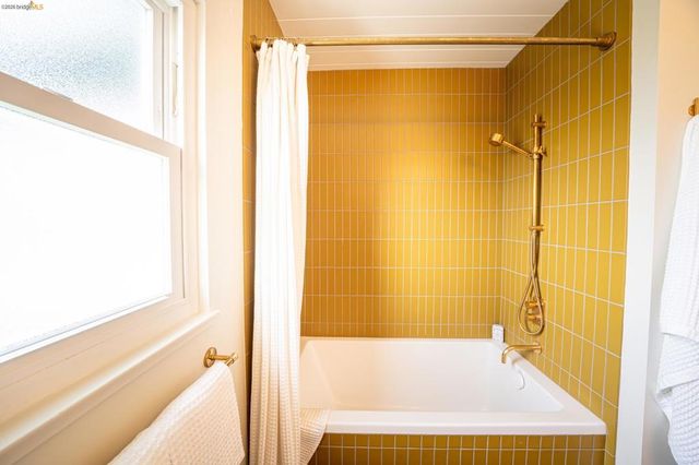 1343 1343 Navellier St, El Cerrito, CA 94530