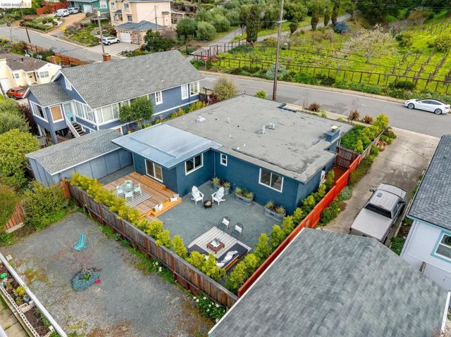 1343 1343 Navellier St, El Cerrito, CA 94530