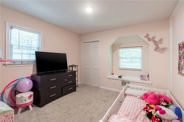 1201 Prosperity RD, Virginia Beach, VA 23451