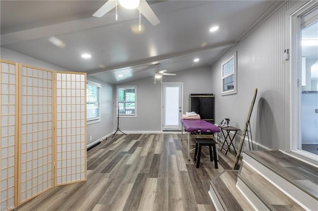 1201 Prosperity RD, Virginia Beach, VA 23451