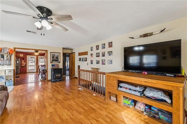 10540 W 287th Street, Louisburg, KS 66053