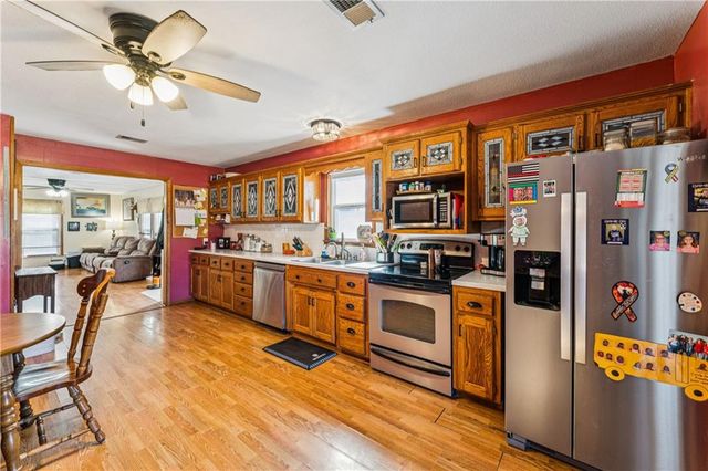 10540 W 287th Street, Louisburg, KS 66053