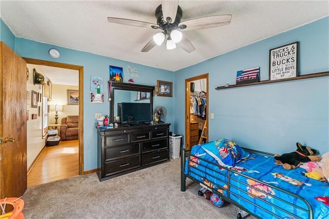 10540 W 287th Street, Louisburg, KS 66053