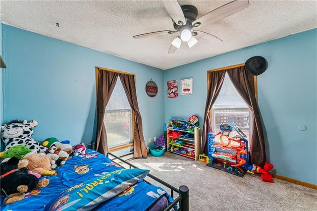 10540 W 287th Street, Louisburg, KS 66053