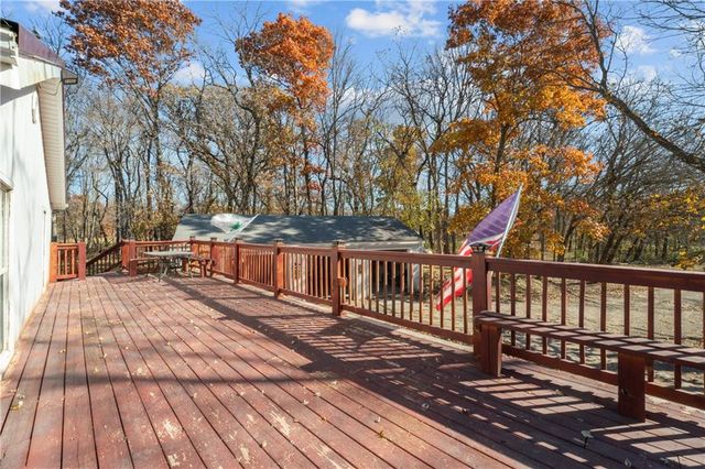 10540 W 287th Street, Louisburg, KS 66053