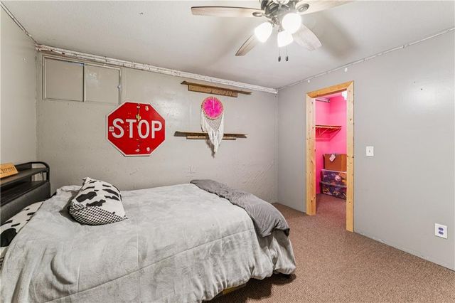 10540 W 287th Street, Louisburg, KS 66053