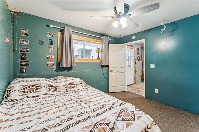 10540 W 287th Street, Louisburg, KS 66053