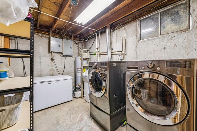 10540 W 287th Street, Louisburg, KS 66053