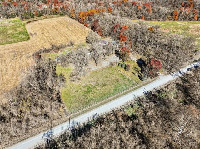 10540 W 287th Street, Louisburg, KS 66053