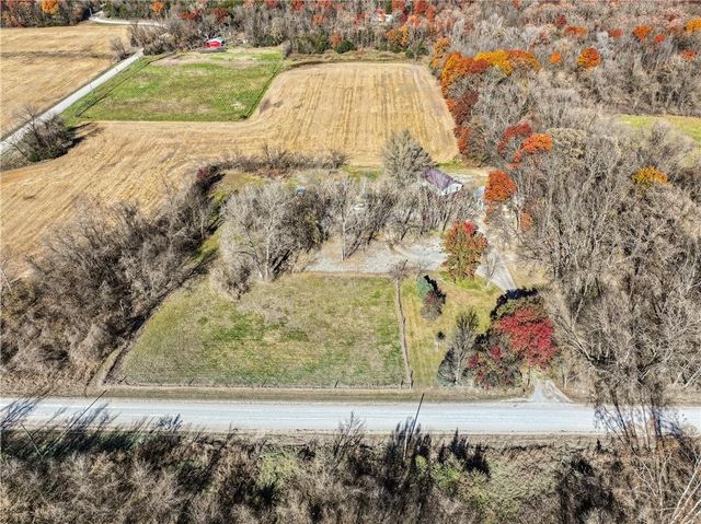 10540 W 287th Street, Louisburg, KS 66053