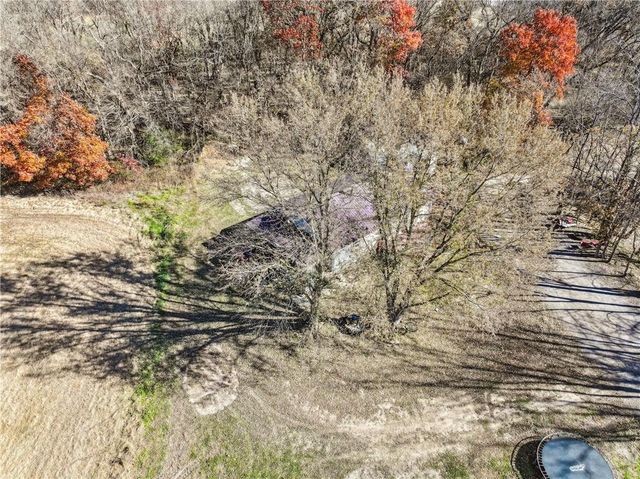 10540 W 287th Street, Louisburg, KS 66053