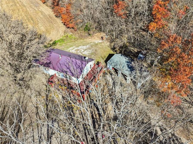 10540 W 287th Street, Louisburg, KS 66053