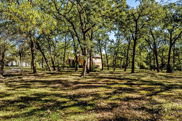 718 Fm 980 Road, Huntsville, TX 77320