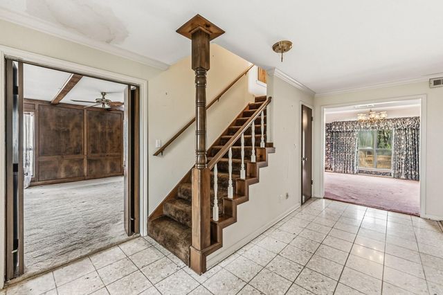 718 Fm 980 Road, Huntsville, TX 77320