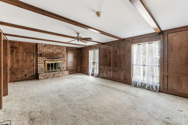 718 Fm 980 Road, Huntsville, TX 77320