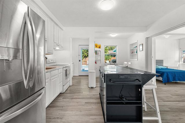 4519 BROOKSDALE DRIVE, Sarasota, FL 34232