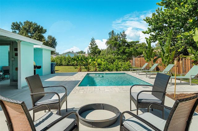 4519 BROOKSDALE DRIVE, Sarasota, FL 34232