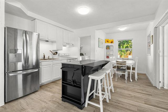 4519 BROOKSDALE DRIVE, Sarasota, FL 34232
