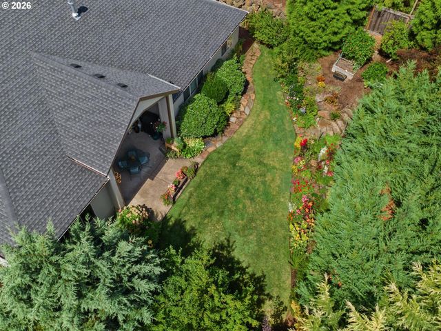 2525 COEUR D ALENE Dr, West Linn, OR 97068