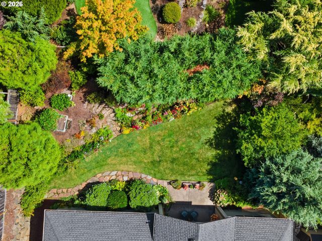2525 COEUR D ALENE Dr, West Linn, OR 97068