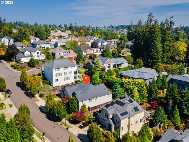2525 COEUR D ALENE Dr, West Linn, OR 97068
