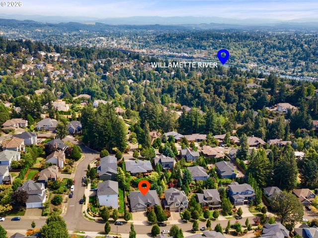 2525 COEUR D ALENE Dr, West Linn, OR 97068