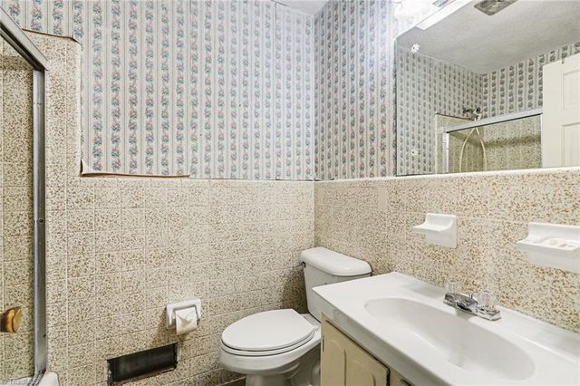 644 Greenwood Drive, Burlington, NC 27217