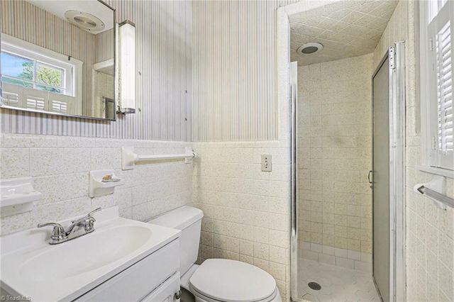 644 Greenwood Drive, Burlington, NC 27217