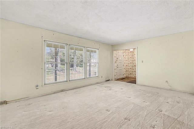 644 Greenwood Drive, Burlington, NC 27217