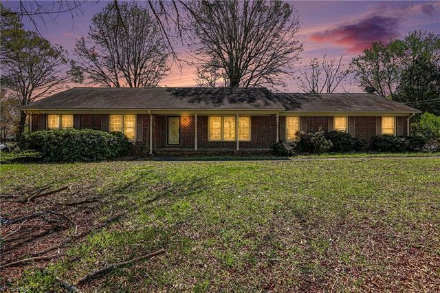 644 Greenwood Drive, Burlington, NC 27217