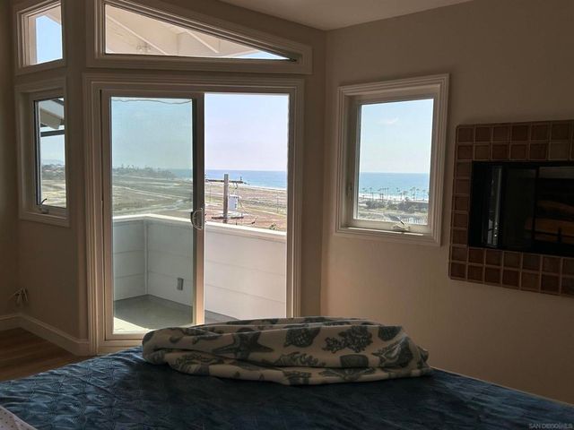 2510 MONTGOMERY AVE A, Cardiff By The Sea, CA 92007