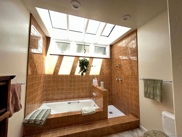 2510 MONTGOMERY AVE A, Cardiff By The Sea, CA 92007