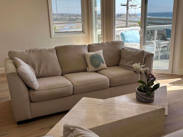 2510 MONTGOMERY AVE A, Cardiff By The Sea, CA 92007