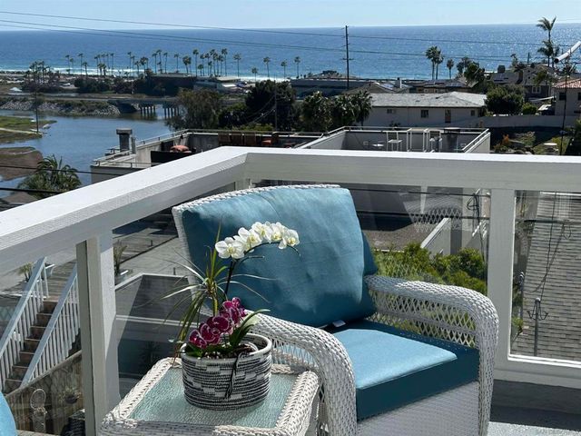 2510 MONTGOMERY AVE A, Cardiff By The Sea, CA 92007