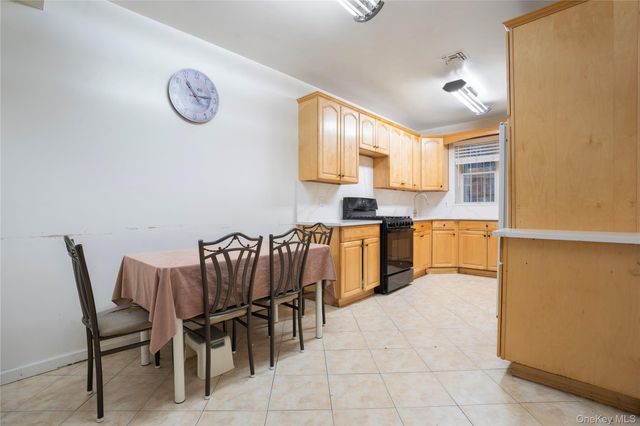 570 Wythe Avenue 6A, Brooklyn, NY 11249