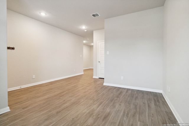 1033 Windflower, New Braunfels, TX 78130