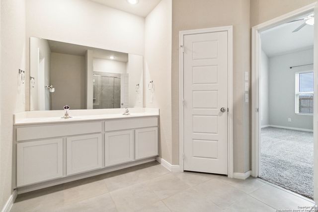 1033 Windflower, New Braunfels, TX 78130